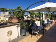 Hotel Isa Rooftop Bar