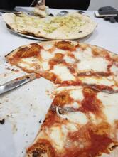 Quattro La Pizzeria