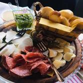 Caveau Aperi-Bistro'