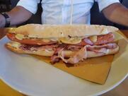 Birreria Hot & Cold // Hamburgeria - American BBQ