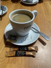 1924 Un Monde de Cafés