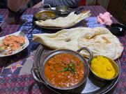 インド・ネパールカレー ナワデュルガ