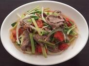 鼎越鴻越南美食館