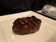 Más y Más Amsterdam. Grilling Premium Argentinian beef & Black Angus beef burger. " Premium Quality & Servive "