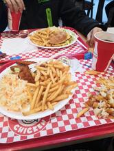 Hector Chicken Parvis de Saint-Gilles