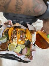 Kiké’s Red Tacos
