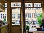 Beau Marché Café à Vins - Furniture