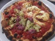 Diecicento Enoteca Ristorante con il vizio della Pizza