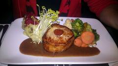 Bistro La Belle Excuse