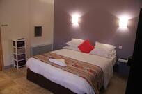 Logis Hôtel l'Auberge de Larressingle