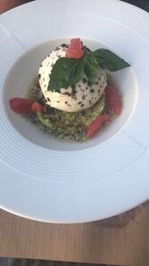 LES VOÛTES Restaurant & Live Music