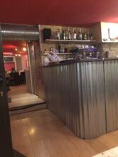 Les Pieds Sous La Table