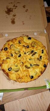 Juno's Pizza - Baking Fresh Since 1974