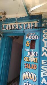 Laura's Café