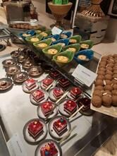 Cafe G - Holiday Inn