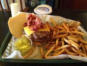 Yahooz Sports Bar & Grill