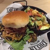 Montana’s BBQ & Bar