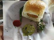 Circle Wada Pav