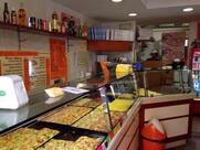 Pizzeria Pizza Margherita....pizza a taglio