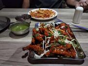 Shashi Restaurant And Bar