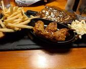 Montana’s BBQ & Bar