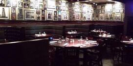 Carson’s Prime Steaks & Famous Barbecue – Chicago (Streeterville)