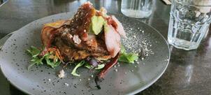 Bensons Café And Restaurant