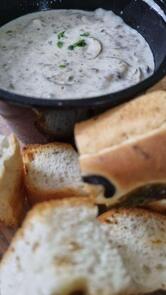 Aromas Café & Bistro