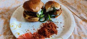 Shokeen Mumbai Vada Pav