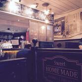 Maggie May's Botanic