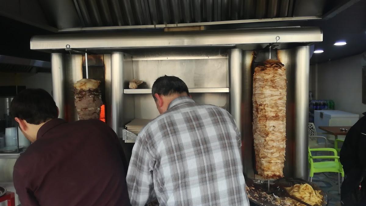 مطعم أبو محمود