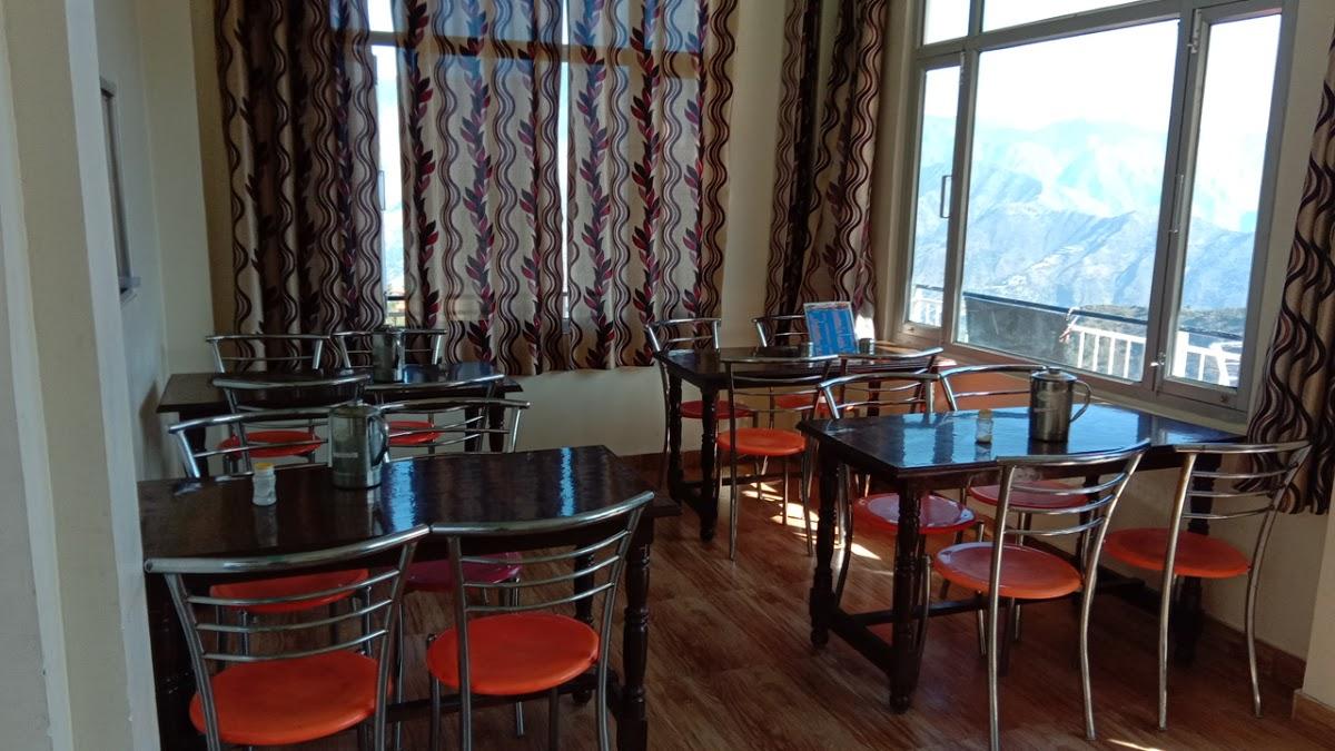 OAK SUNLIGHT RESTAURANT