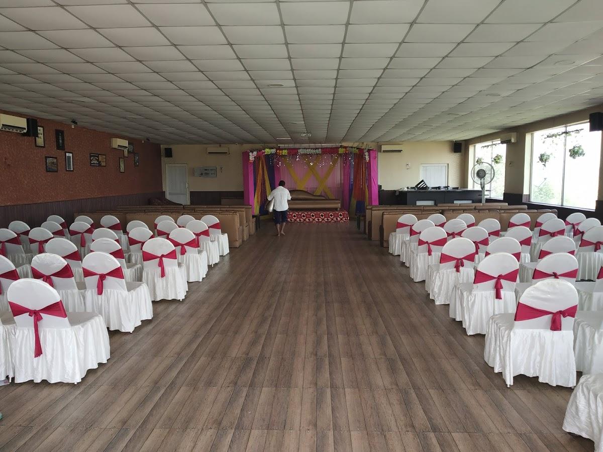 NH One Bar And Restaurant