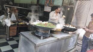 Karu Mama ki kachori samosa