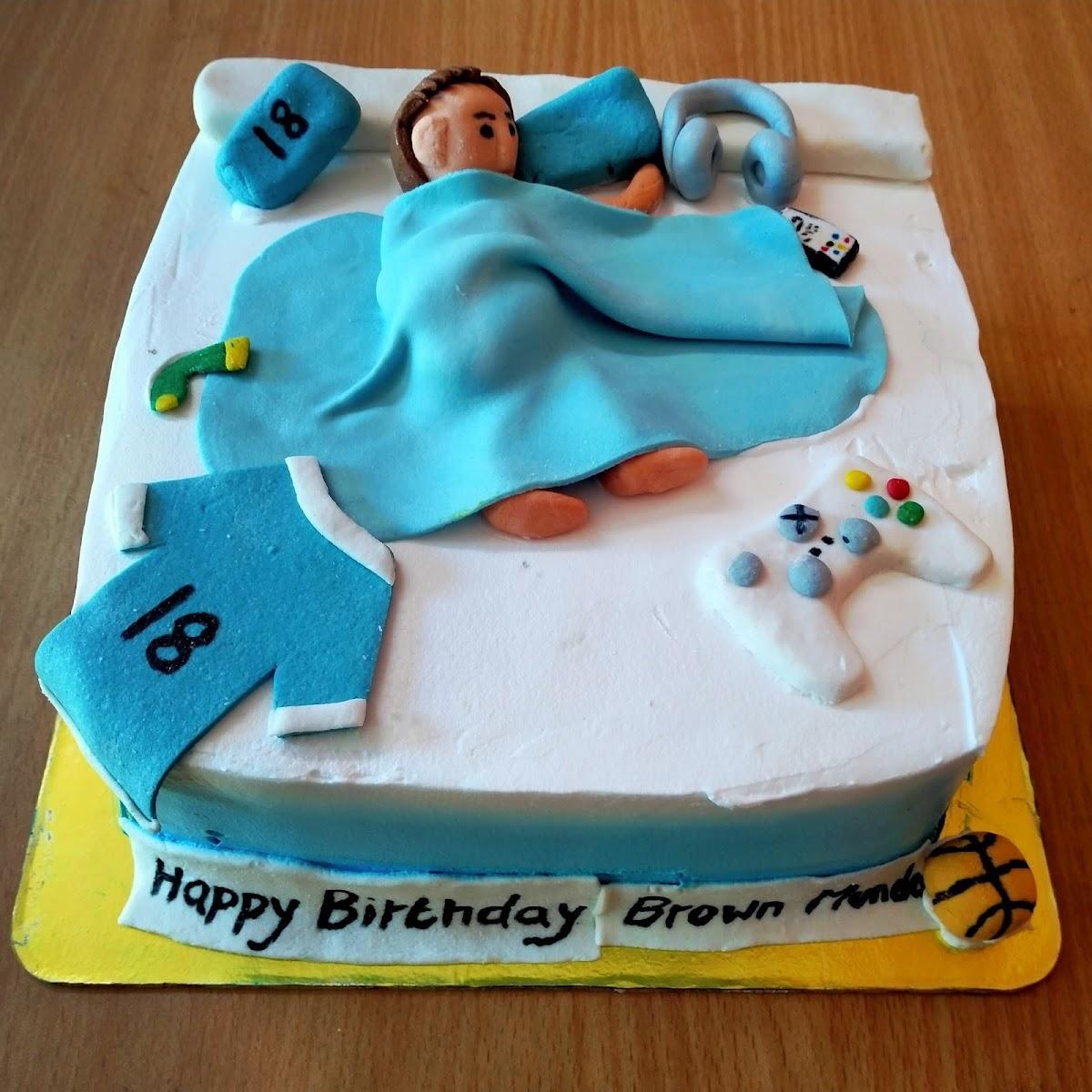 Frosted magic home-made cakes