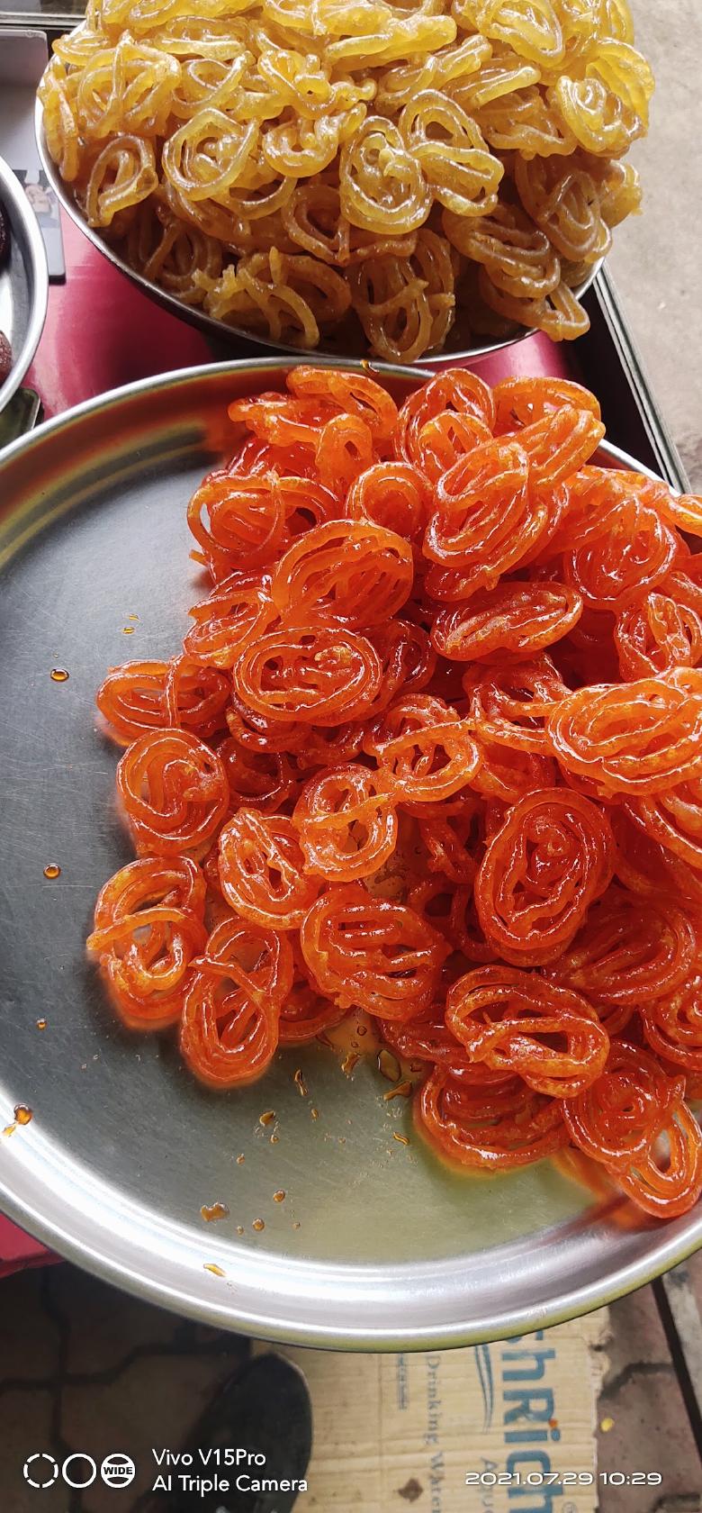 हरियाणा जलेबी सेन्टर आंबेडकर चौक वाशिम