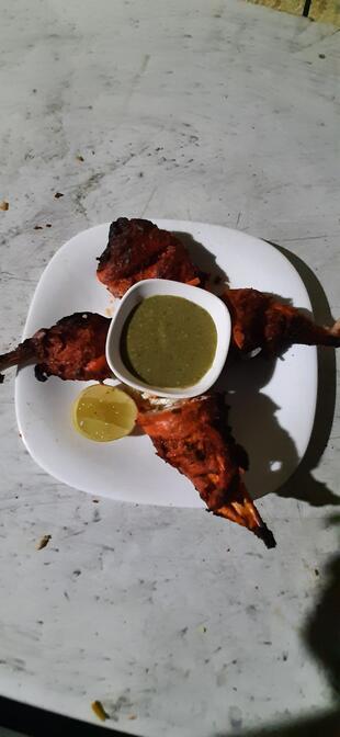 BLUE PALLET RESTAURANT