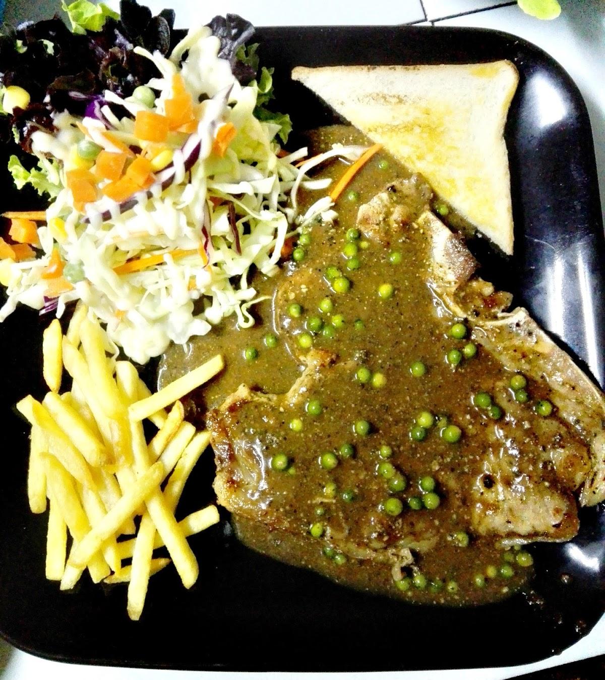 ร้านสเต็กนายภณ