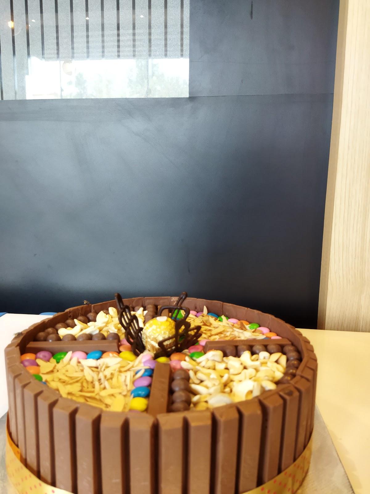 Cake live cherupuzha