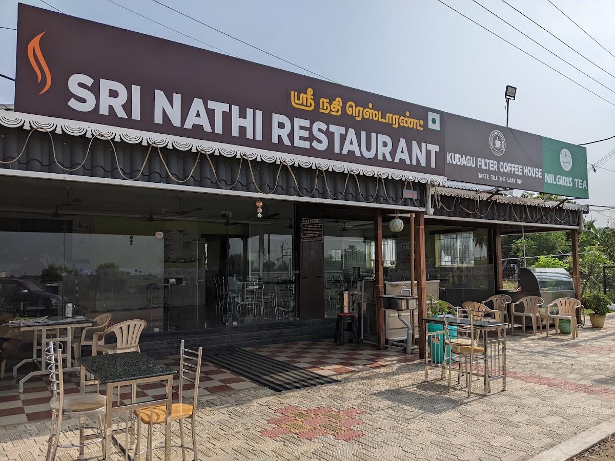 Sri Nathi Restaurant (Paramathi)