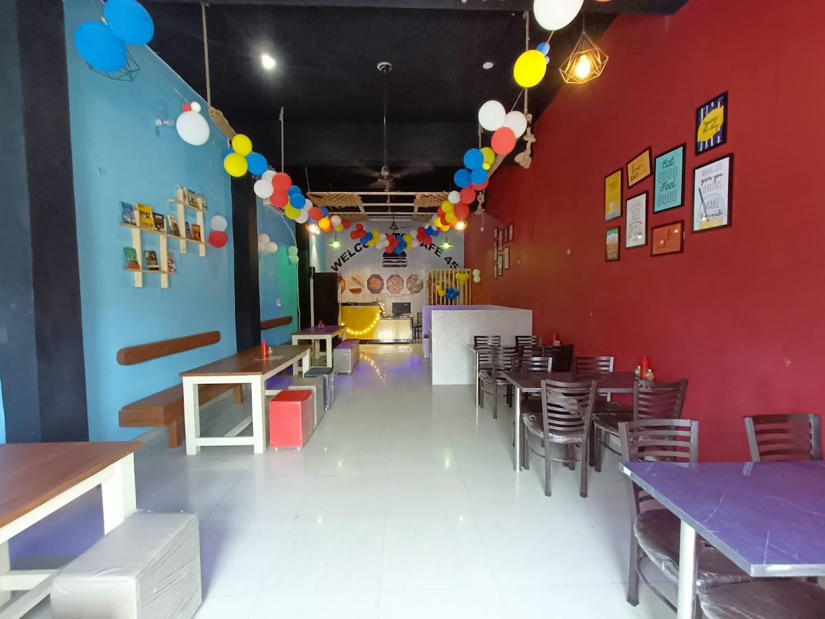 Cafe 45
