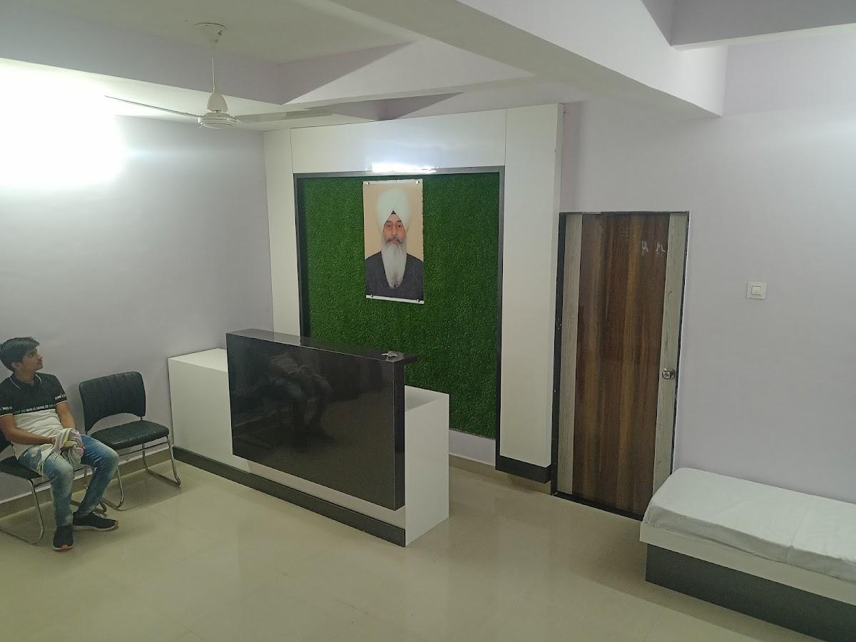 HOTEL VRUSHALI BAR & LODGE