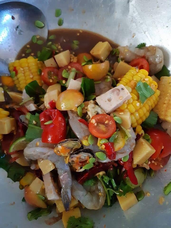 ร้านเคียวๆเตี้ยตื่นต่อน