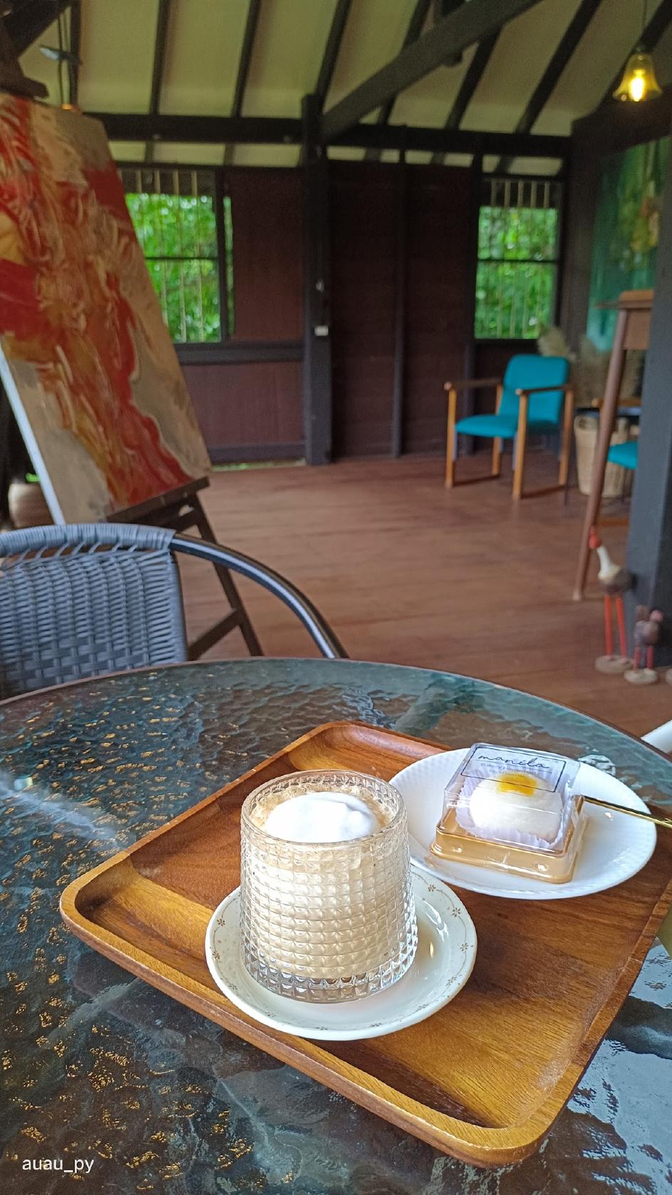 Manila Café & Eatery