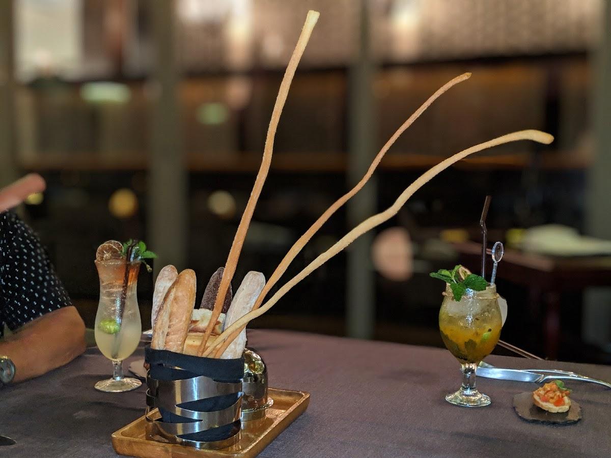 Isole. Creative Modern Island Cuisine