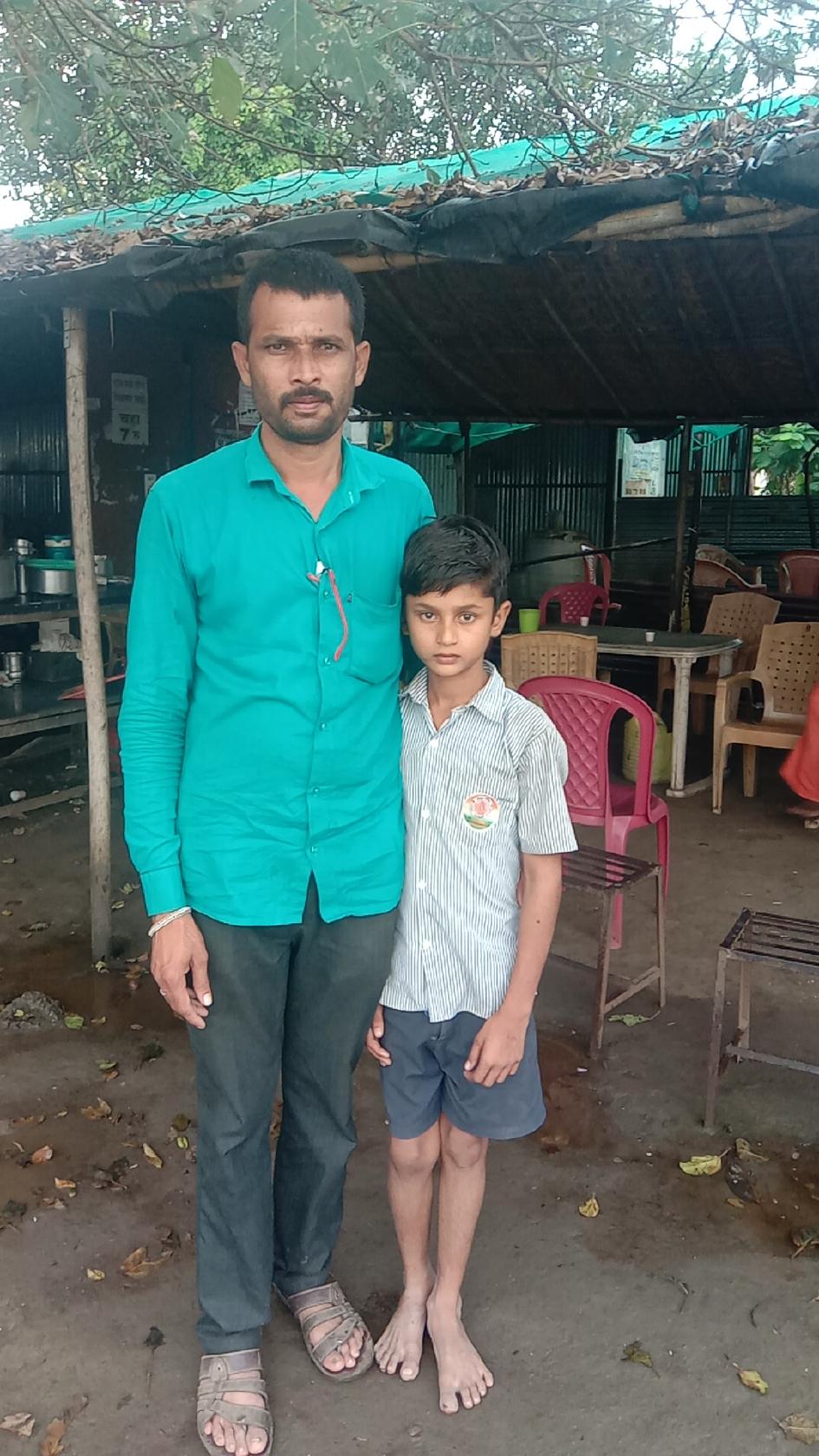 गुरूकृपा हॉटेल रूढी