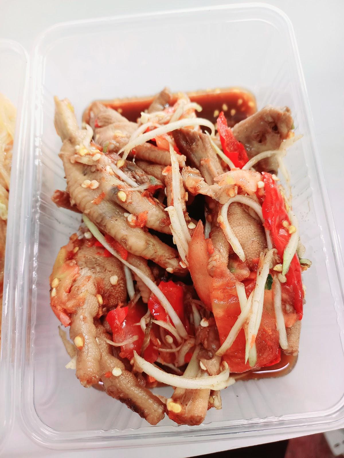 โฟร์เอ็กซ์ ก๋วยเตี๋ยวไก่มะระ