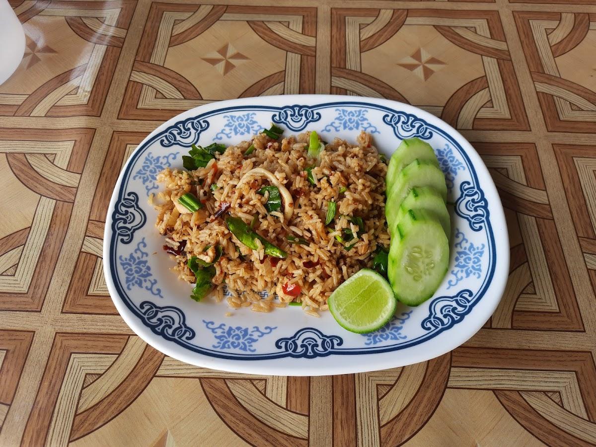 ส้มตำสองพี่น้อง อาหารตามสั่ง