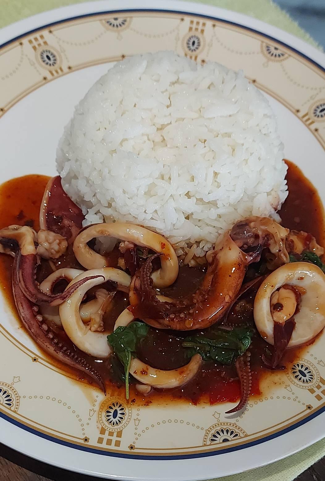 จำลอง แถว อร่อยลืมสูตร