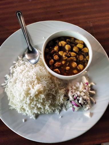 Infinity Cafe & Lounge By Satkar Hotel Tundla